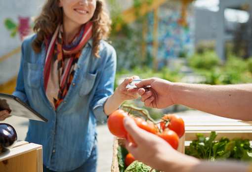 8 Best Farmers Markets in Colorado!